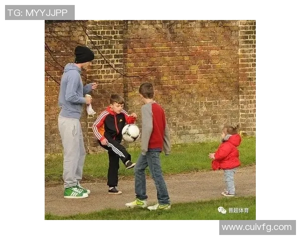 陈冠希与足球明星亲密互动精彩瞬间视频合集大揭秘