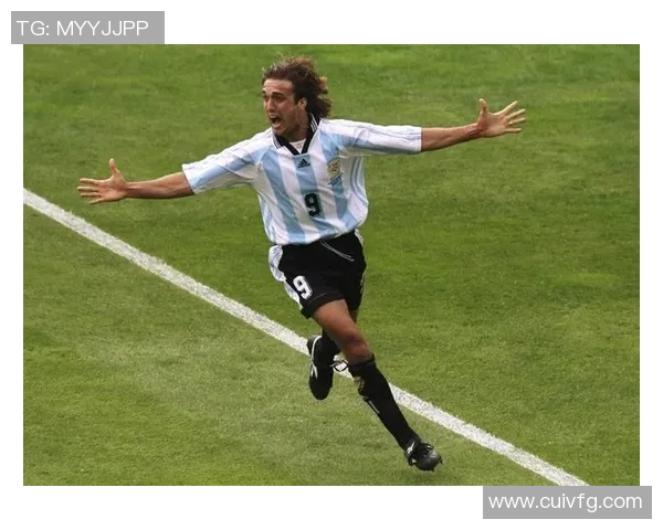 足球巨星与豪华生活的完美结合探秘那些闪耀的明星背后的故事 足球巨星与豪华生活的完美结合探秘那些闪耀的明星背后的故事